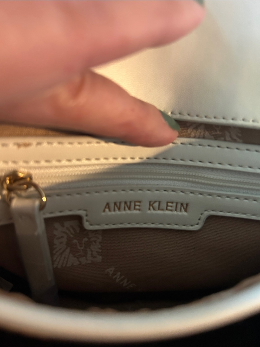 Anne Klein White Leather Crossbody Top-Handle Bag - Picture 5 of 7
